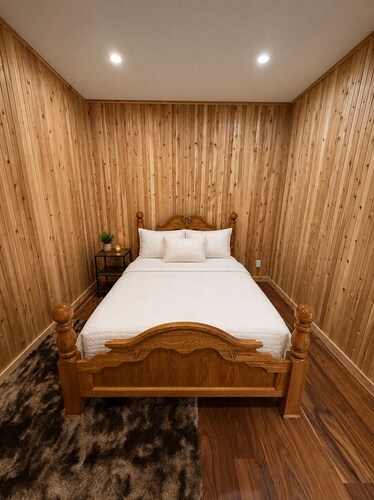 Lakefront Paradise on 31 Mile Lake With Hot Tub, Sauna & More!