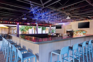 Bar (on property) - Suite w/ Full Kitchen | Nr Disney | Free Breakfast (Kissimmee)