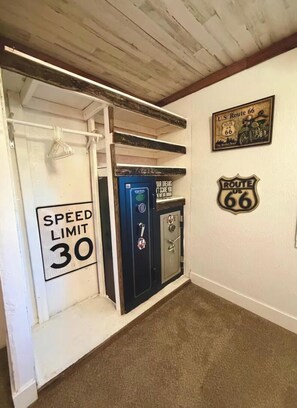Interior - Nana & Papa’s Nest (Hutchinson)