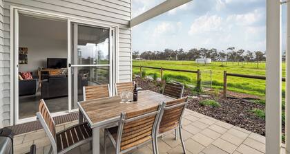 Karrack House - Peaceful family holiday home in Witchcliffe Ecovillage