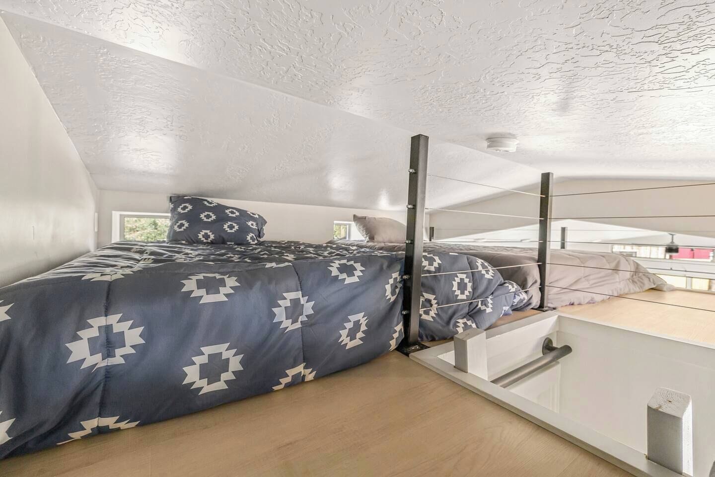 2 dormitorios, tabla de planchar con plancha, wifi y ropa de cama