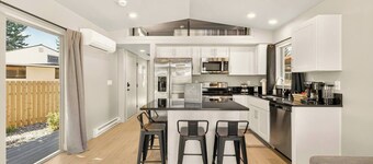 New Home! Teton Bungalow A - 1 Bedroom & LOFT!