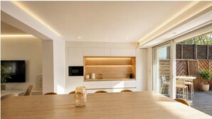 Dining - EXCEPTIONAL VILLA IN SAINT-PALAIS-SUR-MER - HEATED POOL - 5 BEDROOMS (Saint-Palais-sur-Mer)