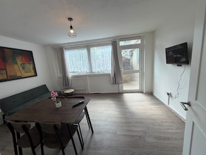 Living area - Wimbledon House For 6 People (Mitcham)
