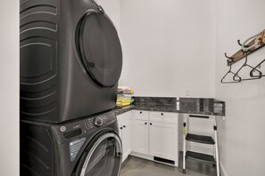 Uklassifisert bilde, 4 av 100, knapp