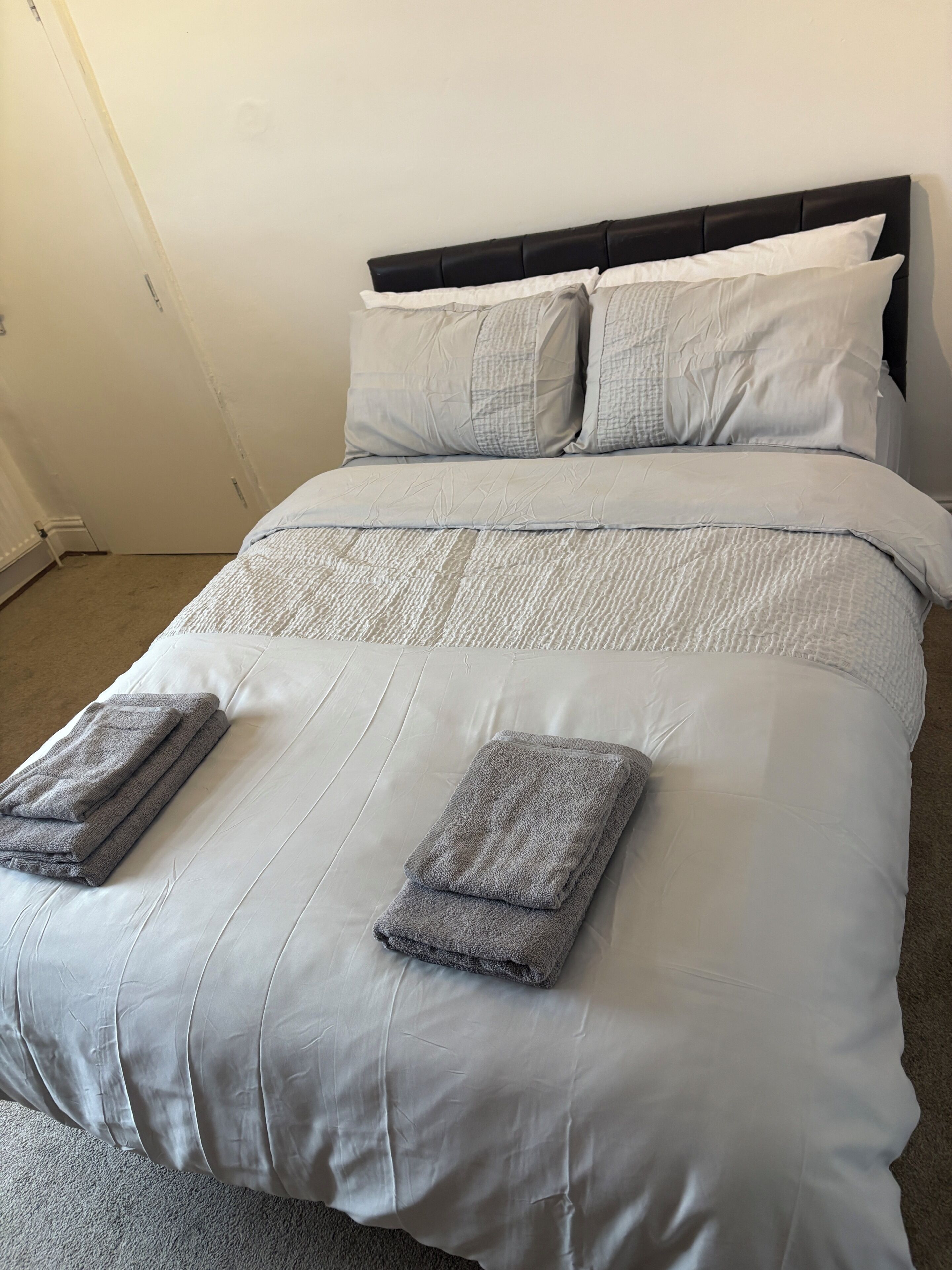 2 Schlafzimmer, Bügeleisen/Bügelbrett, WLAN