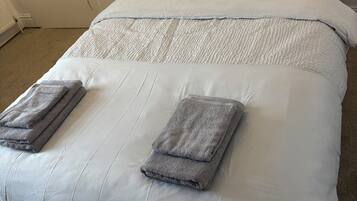 2 Schlafzimmer, Bügeleisen/Bügelbrett, WLAN