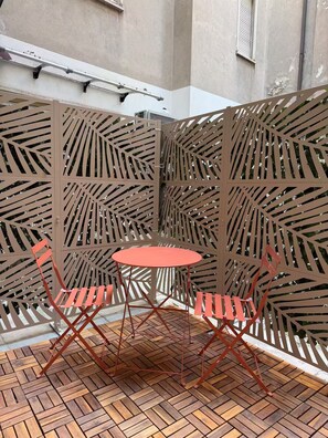 Outdoor dining - Apartment in the Historic Center - Everything Within Walking Distance • Quiet (Verona)