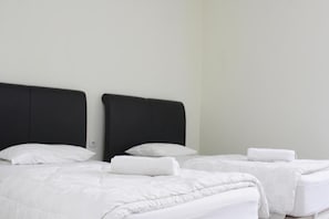 Twin Room | Spa - Hotel Graha Pertiby (Bogor)
