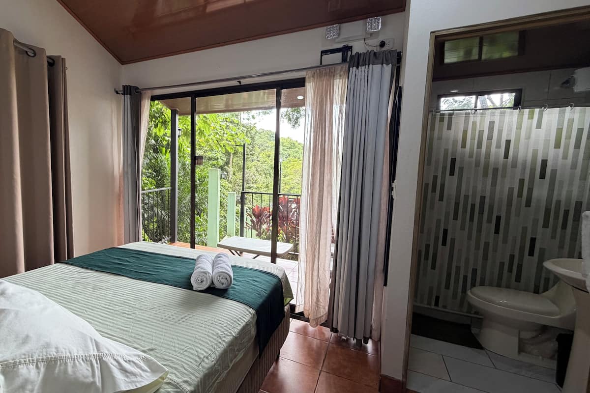 Chambre Double Classique, vue montagne | Bureau, Wi-Fi gratuit