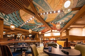 Dining - Orlando | Couples Island Retreat | Pool + Beach (Golden Oak)