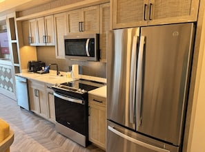 Private kitchen - Orlando | Couples Island Retreat | Pool + Beach (Golden Oak)