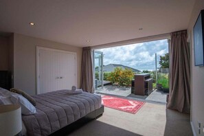 Room - Pohara Heights House (4 Sandridge Terrace)