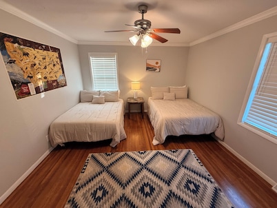 Tremendous 2-bedroom house with AC in charming Baker