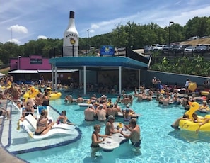 Pool - Waterfront|Sleeps10|GameRoom|Covered Patio|PetsOk (Lake Ozark)