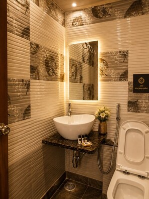 Chambre Exécutive, vue ville | Salle de bain