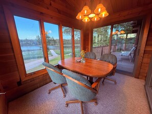 Dining - Bayside Cedar Cabin - Lakefront Relaxation and Adventure (Crane Lake)