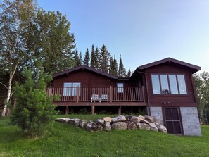 Exterior - Bayside Cedar Cabin - Lakefront Relaxation and Adventure (Crane Lake)