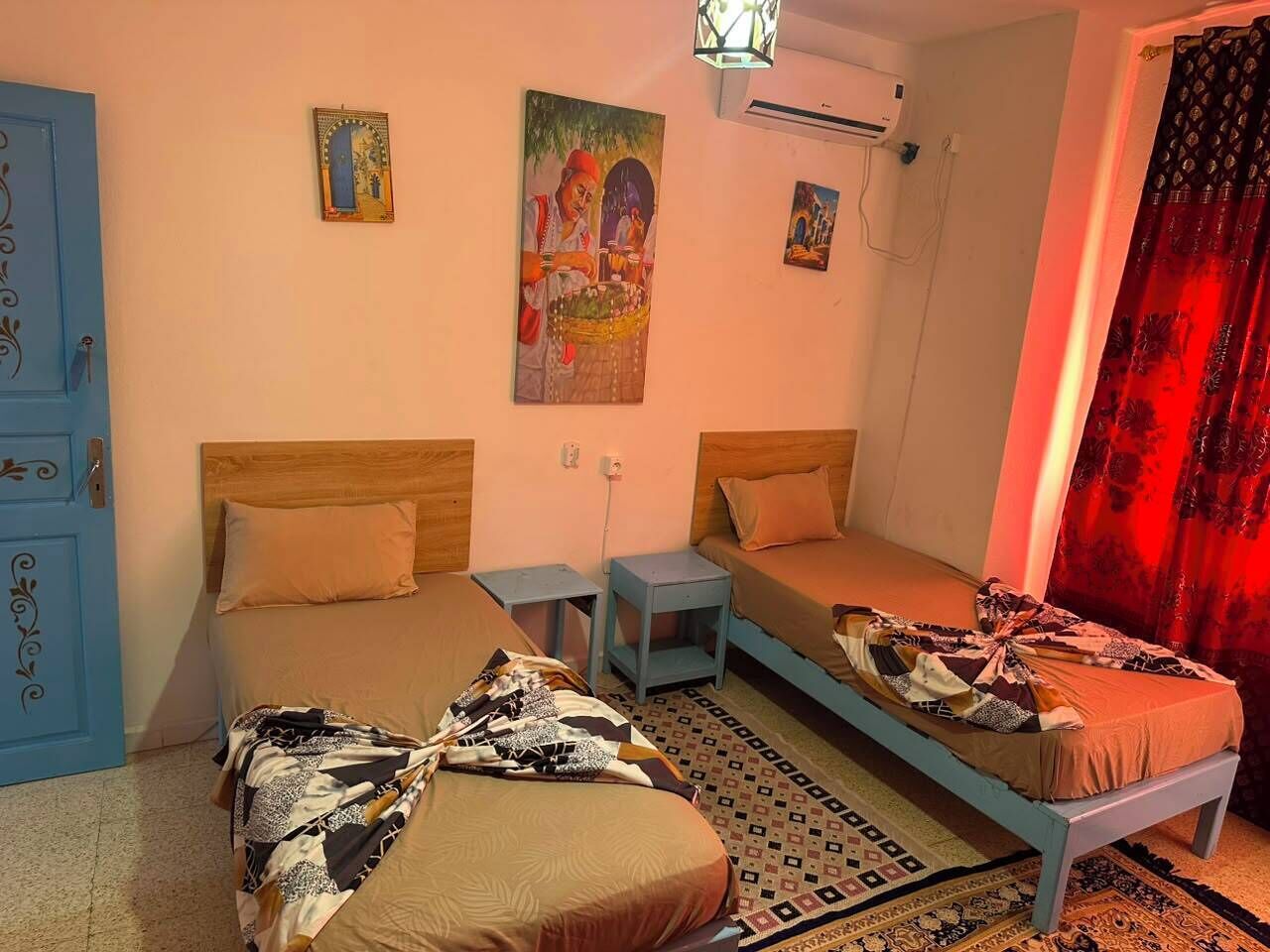 Chambre Confort double, vue sur la ville | Literie de qualité, lit avec matelas Select Comfort