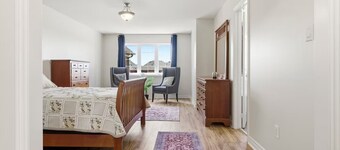 Spacious 4BR Corner Townhouse | 3 Parking | Patio