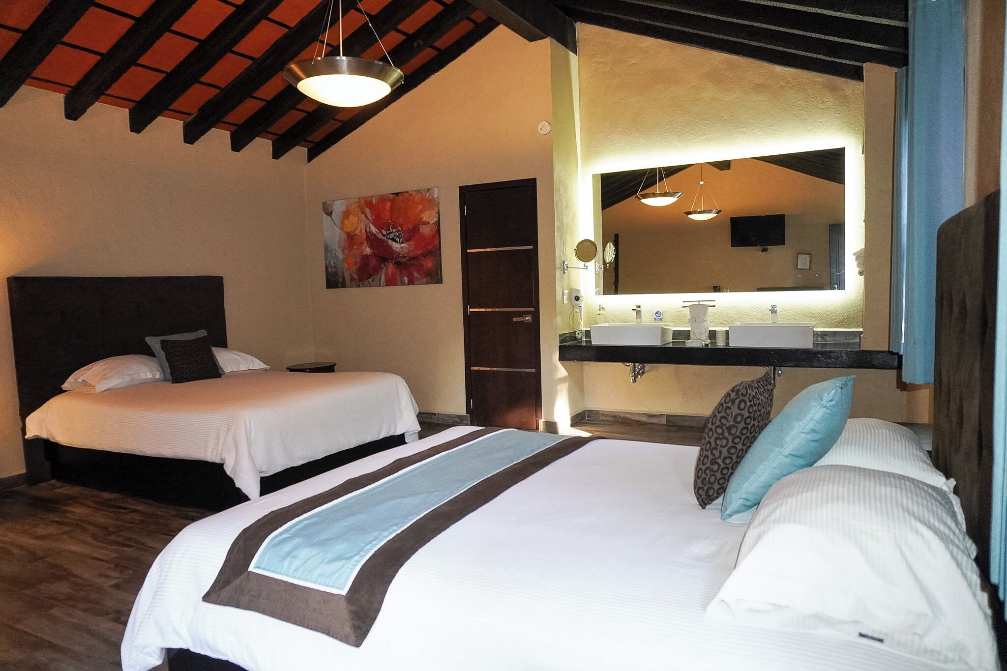Suite familiar, vistas al patio