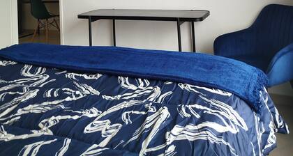 Secure Private Garden Cottage near Lanseria Airport & Fourways Hubs