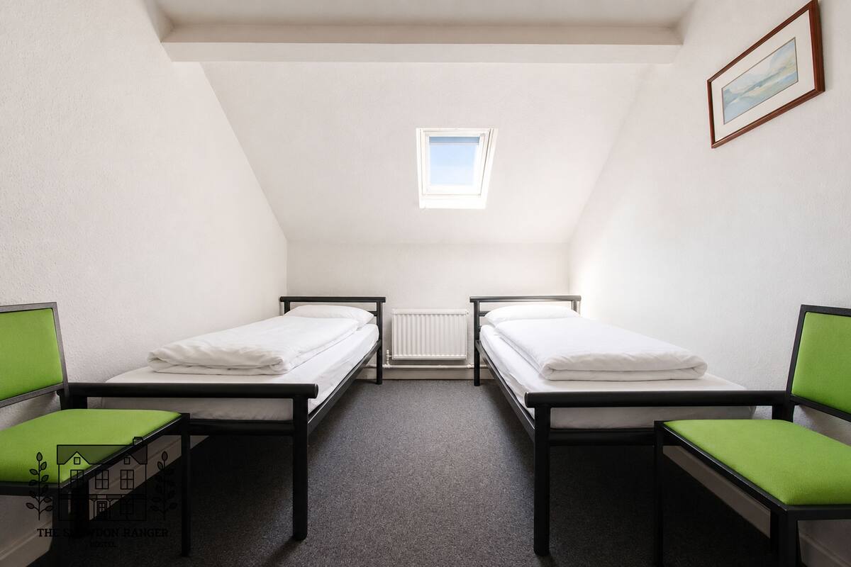 Basic Shared Dormitory | WiFi (free)