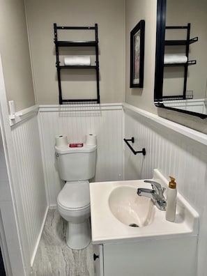 Bathroom - Cabin 35 at Historic Sandy Point Resort W/ Boat Slip and Boat Ramp (Alton)