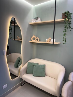 Unclassified image, 3 of 10, button - Kalm Stay Retreat with Hydromassage and Chromotherapy (Curitiba)
