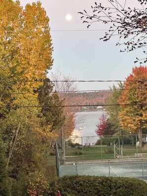 Urheilukenttä