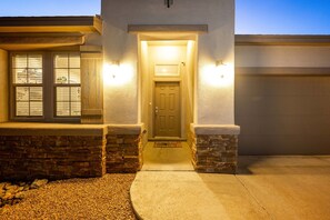 Exterior detail - Welcoming 3-bedroom house with AC in Las Cruces (Las Cruces)