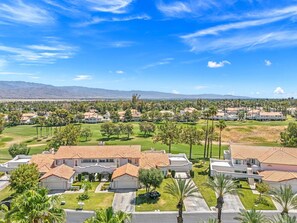 Unclassified image, 3 of 28, button - 4BR Desert Retreat on the Golf Course Desert Falls (Palm Desert)