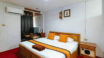 Classic Double Room | Desk, free WiFi
