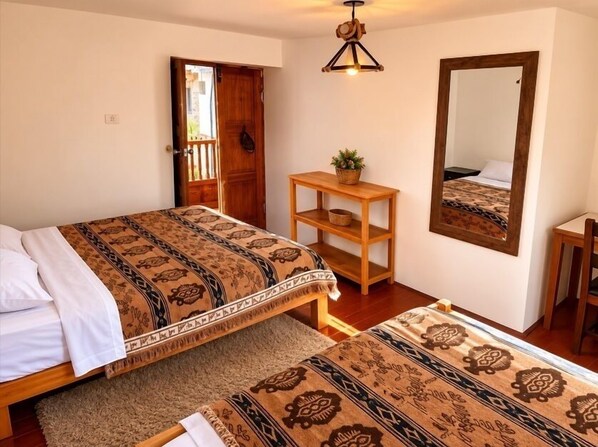 Double Room, Balcony, Courtyard View | WiFi (free) - Delight Peru Backpackers (Cusco)