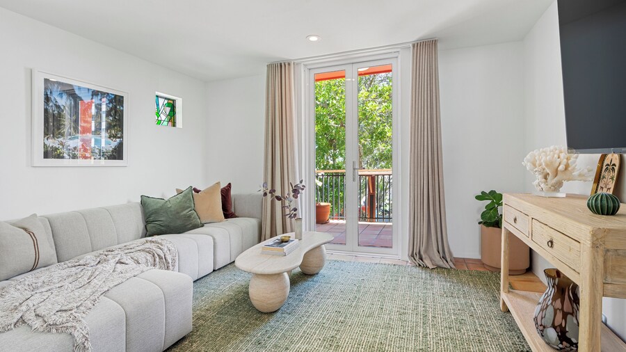 The Beachhouse by Sandbox - Entire Luxury Beachfront Home with Sauna and Steam Shower in Palm Beach