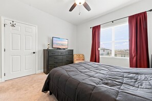 Unclassified image, 4 of 50, button - Sleep 8 Near Disney | FREE Resort & Pool Access (Davenport)