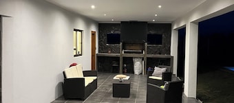 Excellent location - Luxury home near Termas de Chillán