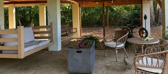 Riverfront Retreat Near Tuscaloosa / Alabama Football Getaway