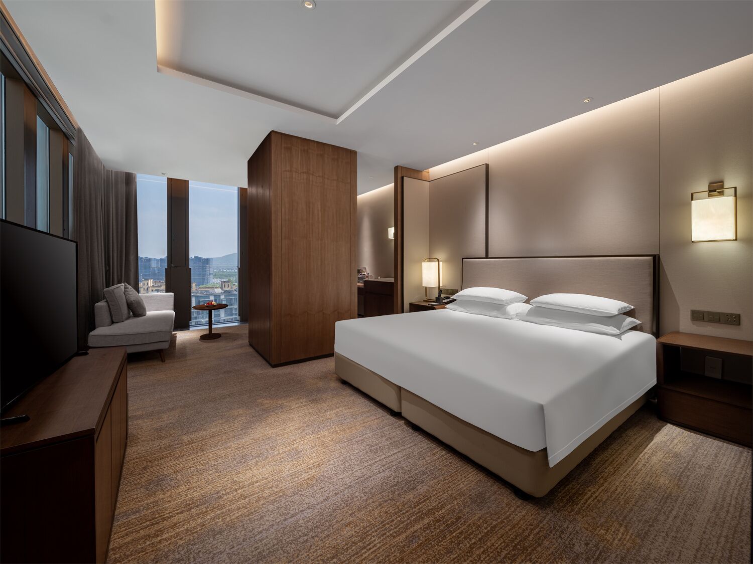 Superior Single Room | In-room safe, desk, laptop workspace, blackout drapes