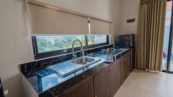 Villa, 2 Bedrooms, Pool View | Private kitchen