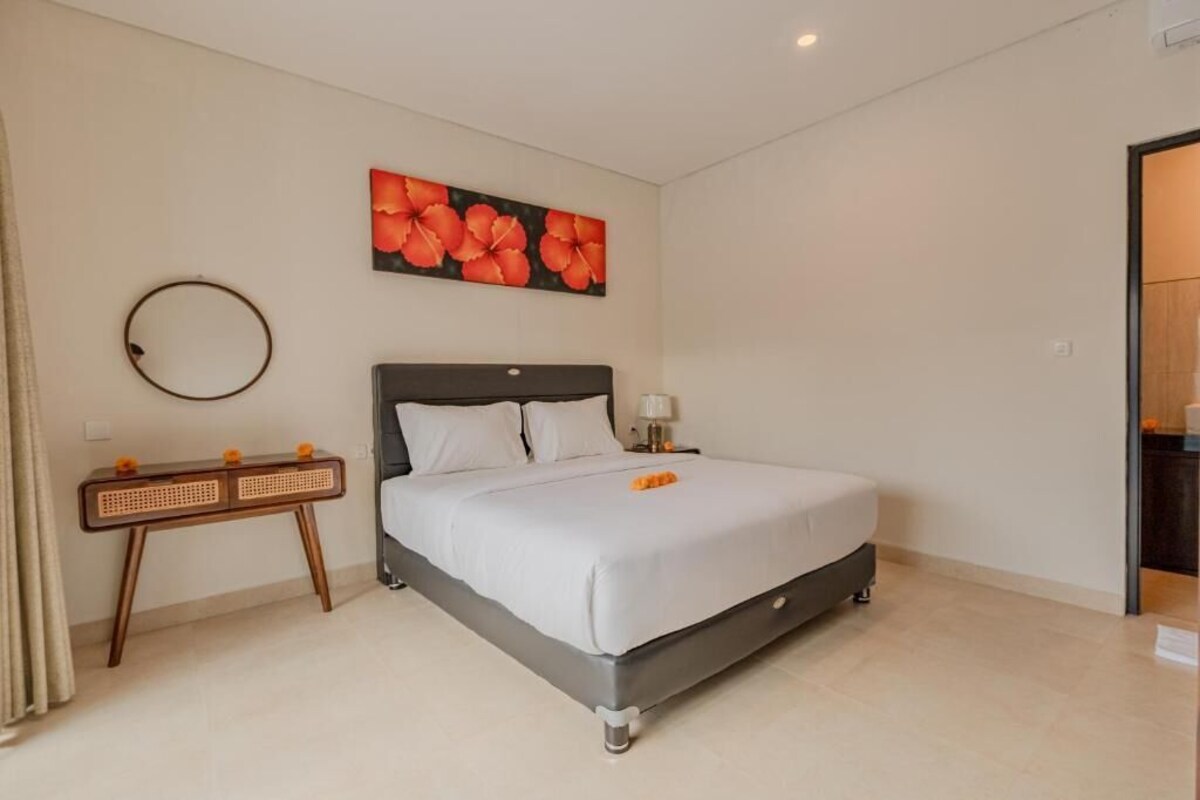 Villa, 2 Bedrooms, Pool View | Iron/ironing board (on request), free WiFi, bed sheets