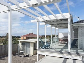 Outdoor dining - Bellarine Bungalow Bay Breezes and Wineries Galore (Portarlington)