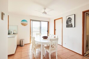 Dining - Bellarine Bungalow Bay Breezes and Wineries Galore (Portarlington)