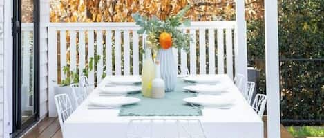 Outdoor dining