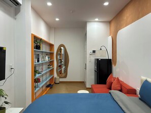 Standard Double Room | Desk, laptop workspace, free WiFi - Tago Ruby Homestay (Dien Hong)