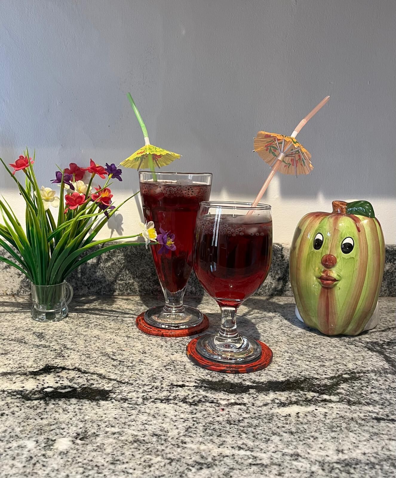 Makanan dan minuman
