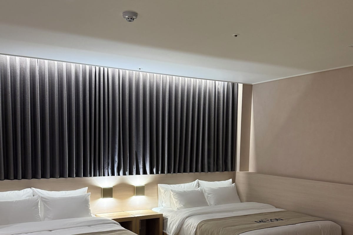Grand Quadruple Room