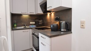 Private kitchen - Cozy apartment, opposite the ski lift. (Hinterthal - Maria-alm)