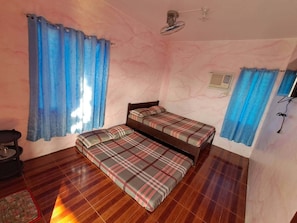 Basic-Zweibettzimmer, Balkon