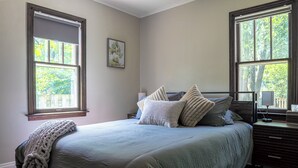 4 chambres, fer et planche à repasser, accès Internet, draps fournis